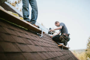 Local Roofers in Meadow Lands, PA